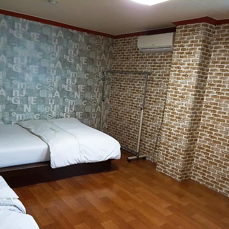 Gumi A Motel Extérieur photo